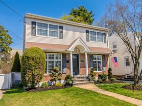 416 Argyle Road, Mineola NY 11501