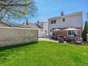 416 Argyle Road, Mineola NY 11501