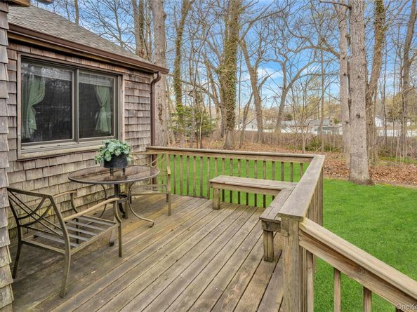 16 Nymph Road, Rocky Point NY 11778