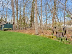 16 Nymph Road, Rocky Point NY 11778