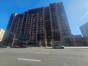 4 Martine Avenue 1501, White Plains NY 10606