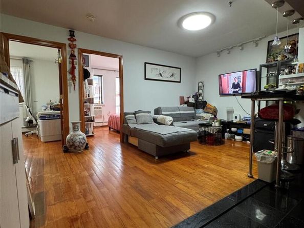 3733 107th Street 3B, Corona NY 11368