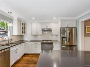 9 Collins Avenue, Kings Park NY 11754