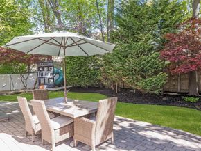 9 Collins Avenue, Kings Park NY 11754