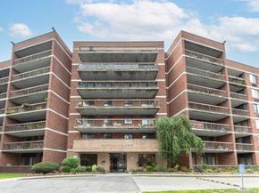 1374 Midland Avenue PH8, Bronxville NY 10708