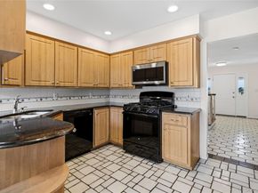 1340 Beech Street, Atlantic Beach NY 11509
