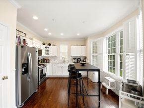 38 Ovation Court, White Plains NY 10603