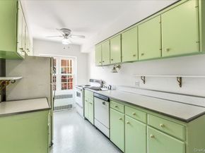 366 Stewart Avenue C4, Garden City NY 11530
