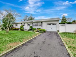 5 Richlee Street, Blue Point NY 11715
