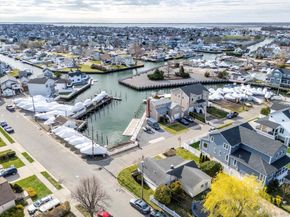 2441 Archer Street, Seaford NY 11783