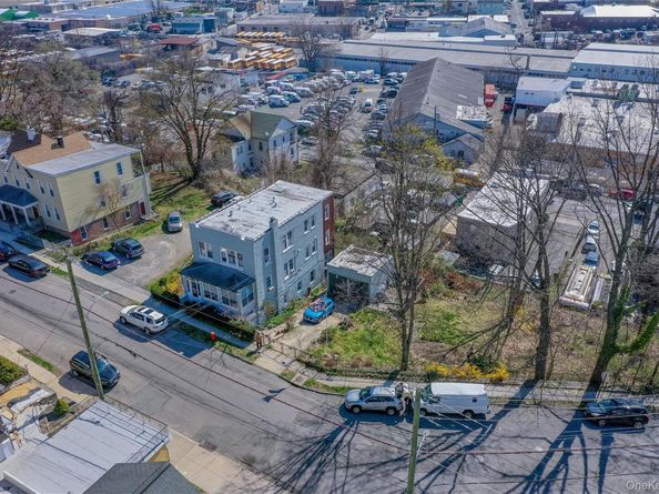 220 Woodland Avenue, Yonkers NY 10703