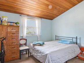 30 Lodge Lane, East Setauket NY 11733