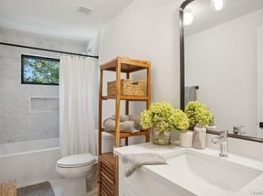 4 Squaw Road, East Hampton NY 11937