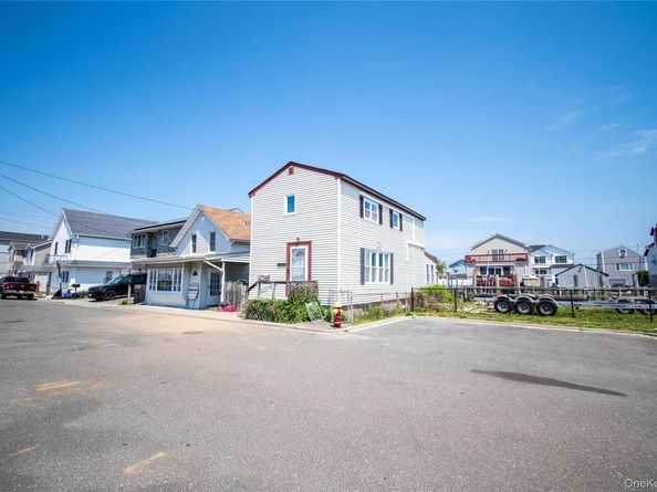 146 Beach Avenue, Bellmore NY 11710