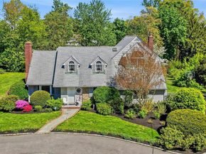 9 Townsend Road, Glen Cove NY 11542
