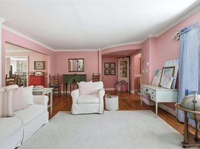9 Townsend Road, Glen Cove NY 11542