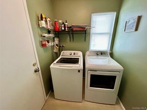 520 Cranston Lane, Ridge NY 11961