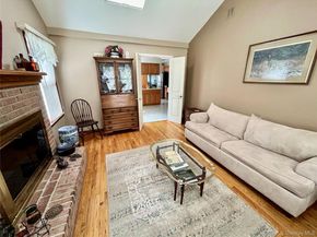 520 Cranston Lane, Ridge NY 11961