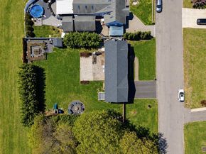 18 Pond Road, Holbrook NY 11741