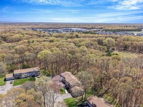 9 Penn Commons, Yaphank NY 11980