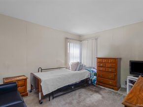 5 S Ronald Drive S, Amityville NY 11701