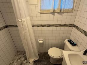 8802 79th Avenue, Glendale NY 11385
