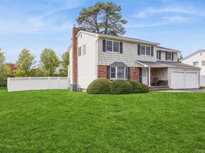2 Garvey Drive, Hauppauge NY 11788