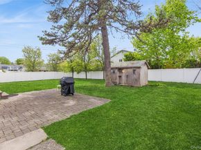 2 Garvey Drive, Hauppauge NY 11788
