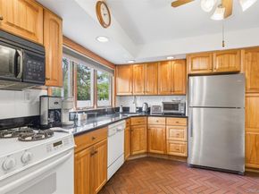 2 Garvey Drive, Hauppauge NY 11788
