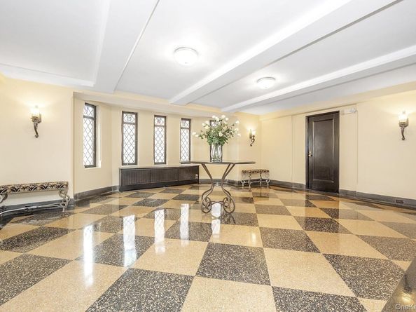 280 Bronxville Road 5X, Bronxville NY 10708