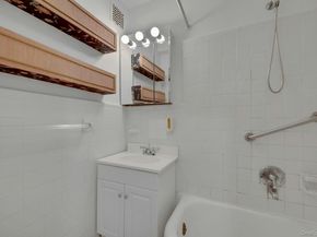 280 Bronxville Road 5X, Bronxville NY 10708