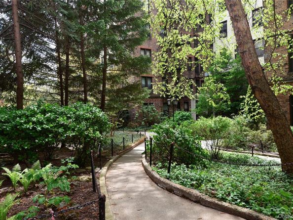 762 Brady Avenue 121, Bronx NY 10462