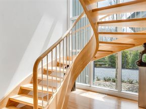 1 Carver Street, Sag Harbor NY 11963