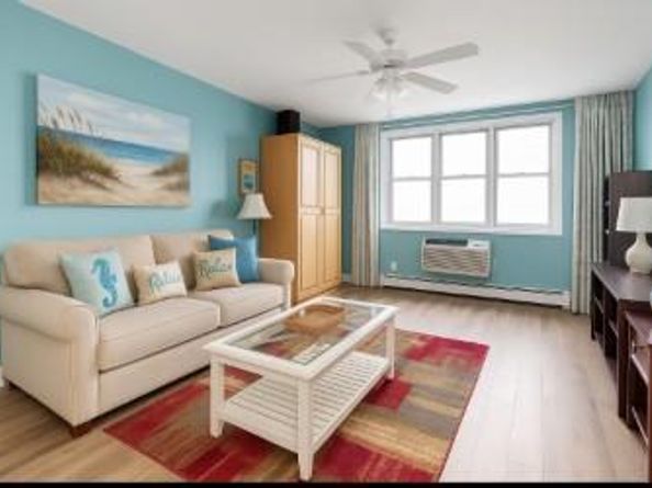 210 E Broadway 1D, Long Beach NY 11561