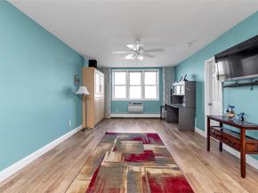 210 E Broadway 1D, Long Beach NY 11561