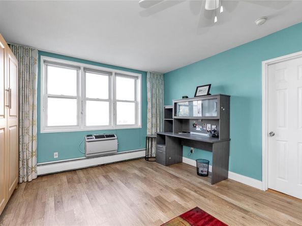 210 E Broadway 1D, Long Beach NY 11561