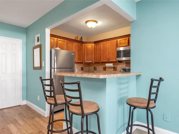 210 E Broadway 1D, Long Beach NY 11561