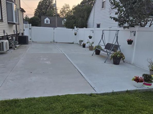 35 Elmwood Street, Valley Stream NY 11581