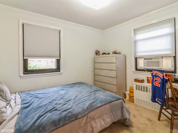17 Lawrence Drive A, White Plains NY 10603