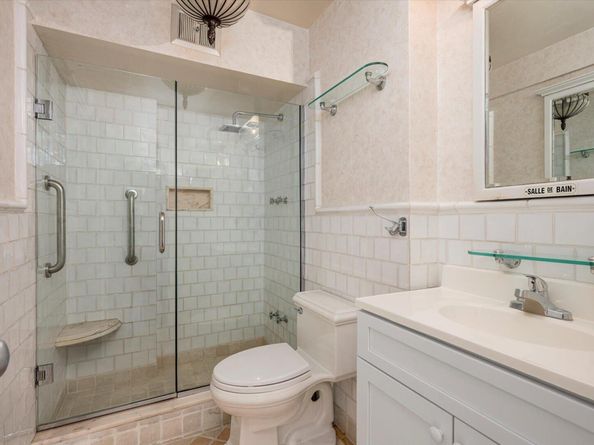 166-25 Powells Cove Boulevard 3F, Beechhurst NY 11357