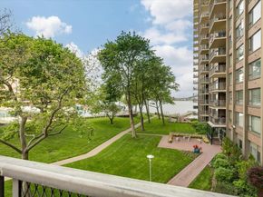 166-25 Powells Cove Boulevard 3F, Beechhurst NY 11357