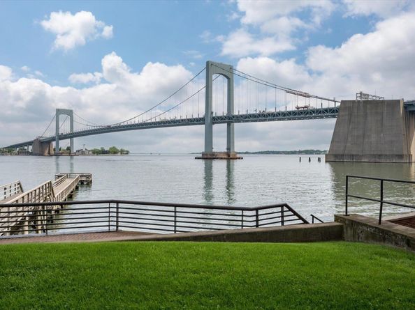 166-25 Powells Cove Boulevard 3F, Beechhurst NY 11357