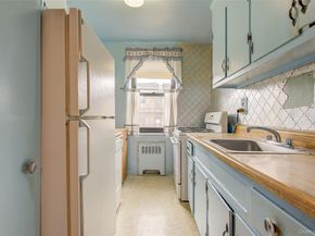 32-43 91 Street 504, East Elmhurst NY 11369