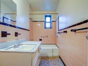 32-43 91 Street 504, East Elmhurst NY 11369
