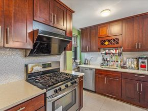 75-15 210 Street 2E, Bayside NY 11364