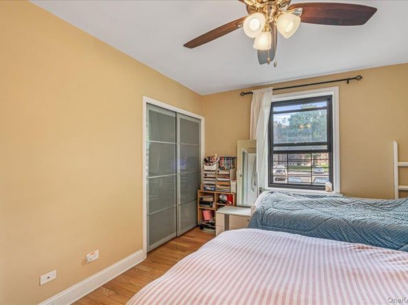 75-15 210 Street 2E, Bayside NY 11364