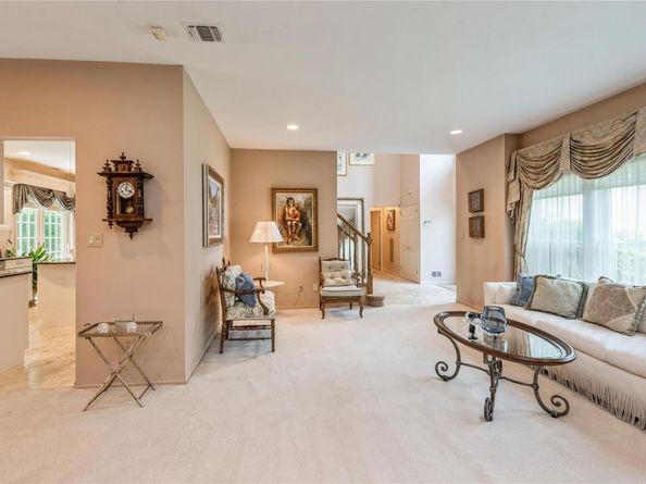 166 Country Club Drive 166, Commack NY 11725