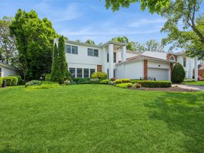166 Country Club Drive 166, Commack NY 11725