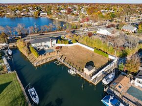714 Montauk, West Islip NY 11795