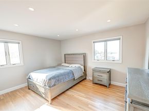 714 Montauk, West Islip NY 11795